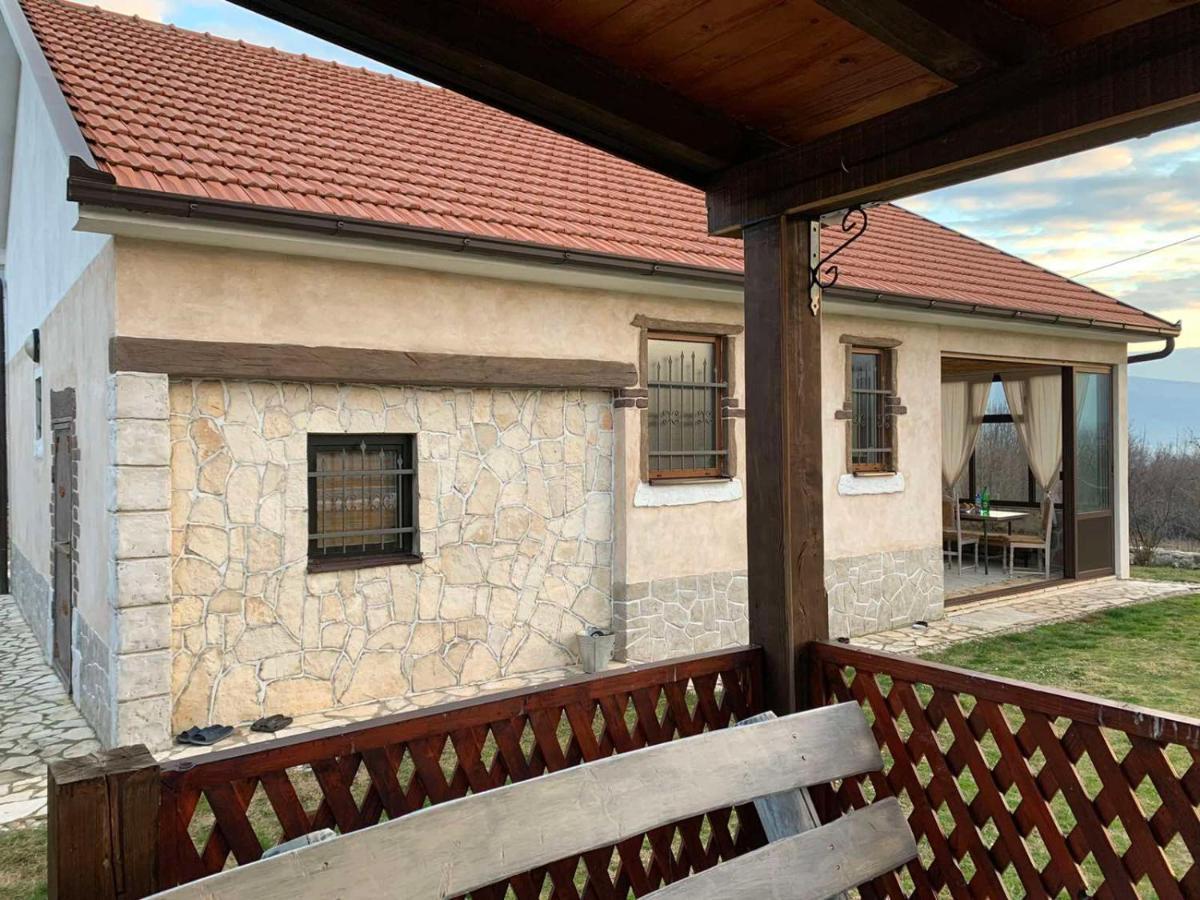 Silent Village Villa With Swimming Pool Mostar Exterior photo