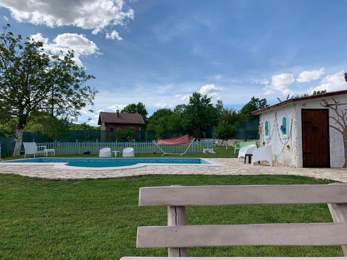 Silent Village Villa With Swimming Pool Mostar Exterior photo