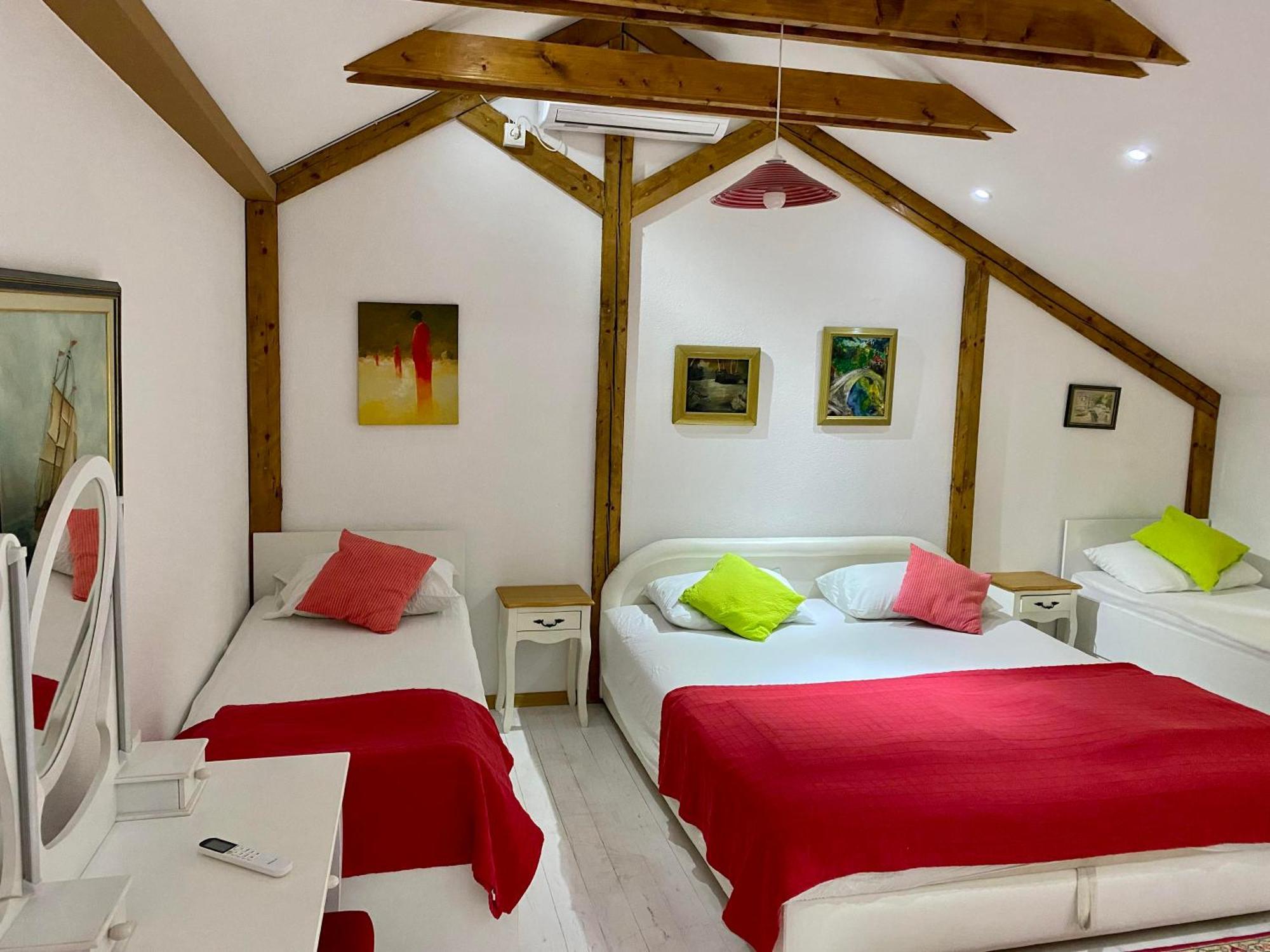 Silent Village Villa With Swimming Pool Mostar Exterior photo